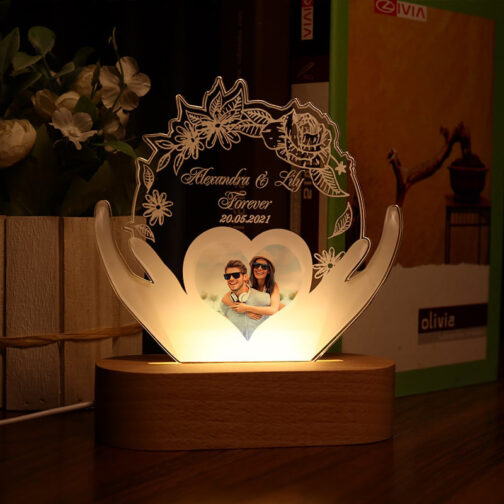 Heart in hand led lamp